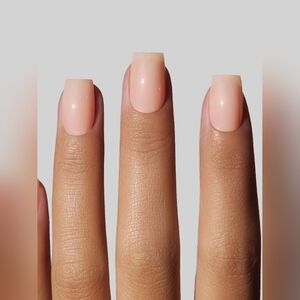 Celebritips Press on nails True Nude short coffin NEW